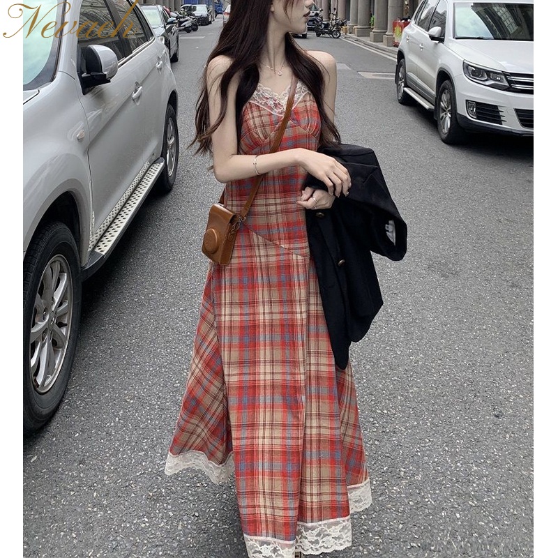 Đầm Hai Dây Cổ Chữ V Lưng Cao Phối Ren Họa Tiết Sọc Caro Màu Đỏ Trà Phong Cách Pháp Thời Trang Mùa Hè Mới
