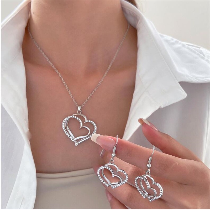 Bộ Vòng cổ + Đôi Khuyên Tai HìNh TráI Tim ĐíNh Kim Cương Giả ThờI Trang Cho Nữ