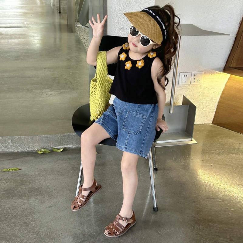 Bộ Áo Họa Tiết Hoa Kèm Quần Jean Ngắn Thời Trang Hàn Quốc Cho Bé Gái