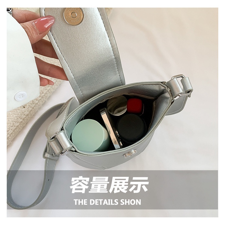 Túi Đeo Chéo Đựng Điện Thoại Hình Quả Bóng Chày Thời Trang Hàn Quốc