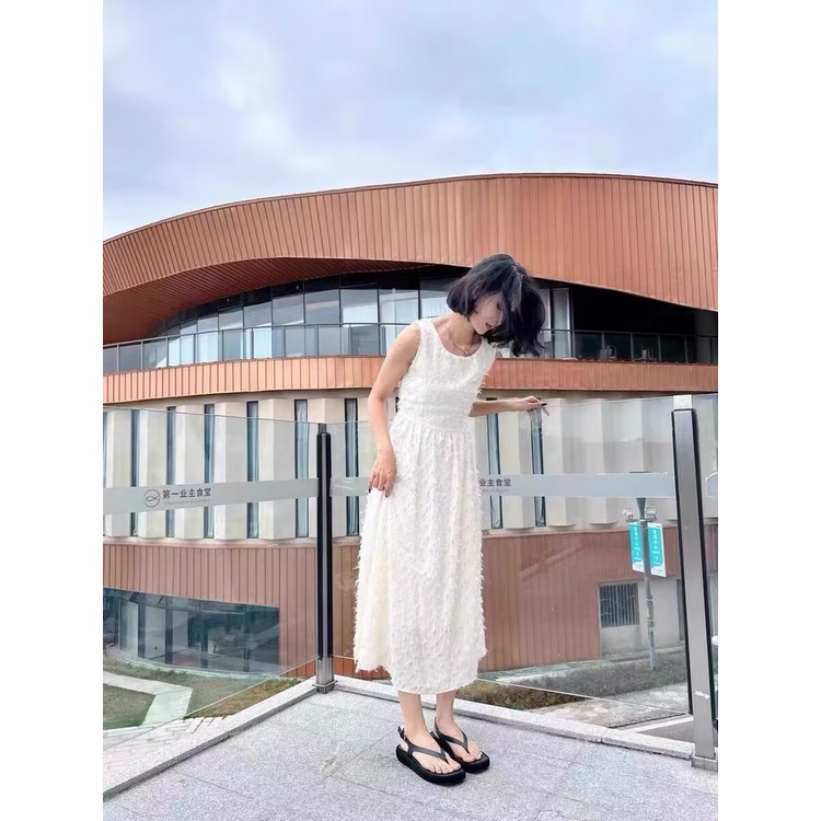 Giày Xăng Đan Đế Bằng Mềm Mại Thời Trang Đi Biển Xinh Xắn Cho Nữ