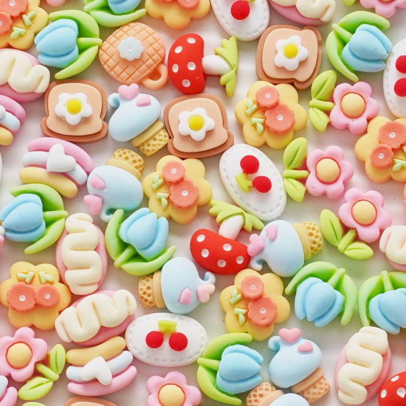 Bộ 10 Bông Hoa Tulip Đỏ / Nấm / Hoa Hướng Dương Mini Bằng Nhựa Resin Làm Mặt