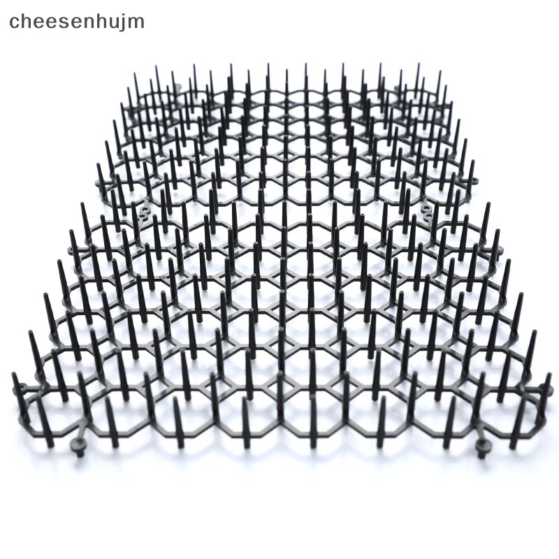 1 Thảm Lót Chống Chó Mèo / Côn Trùng Tiện Dụng