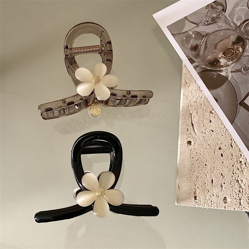 Kẹp Tóc Hình Cá Mập Đính Đá Opal Cao Cấp Cho Nữ