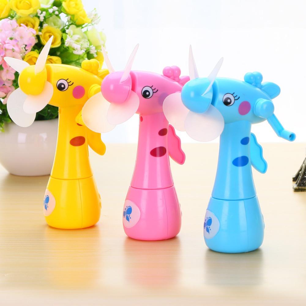 Narcis Quạt Phun Sương Tạo Ẩm Cầm Tay mini Hình Hươu Cao Cổ Hoạt Hình Dành Cho Trẻ Em Đi Du Lịch Ngoài Trời