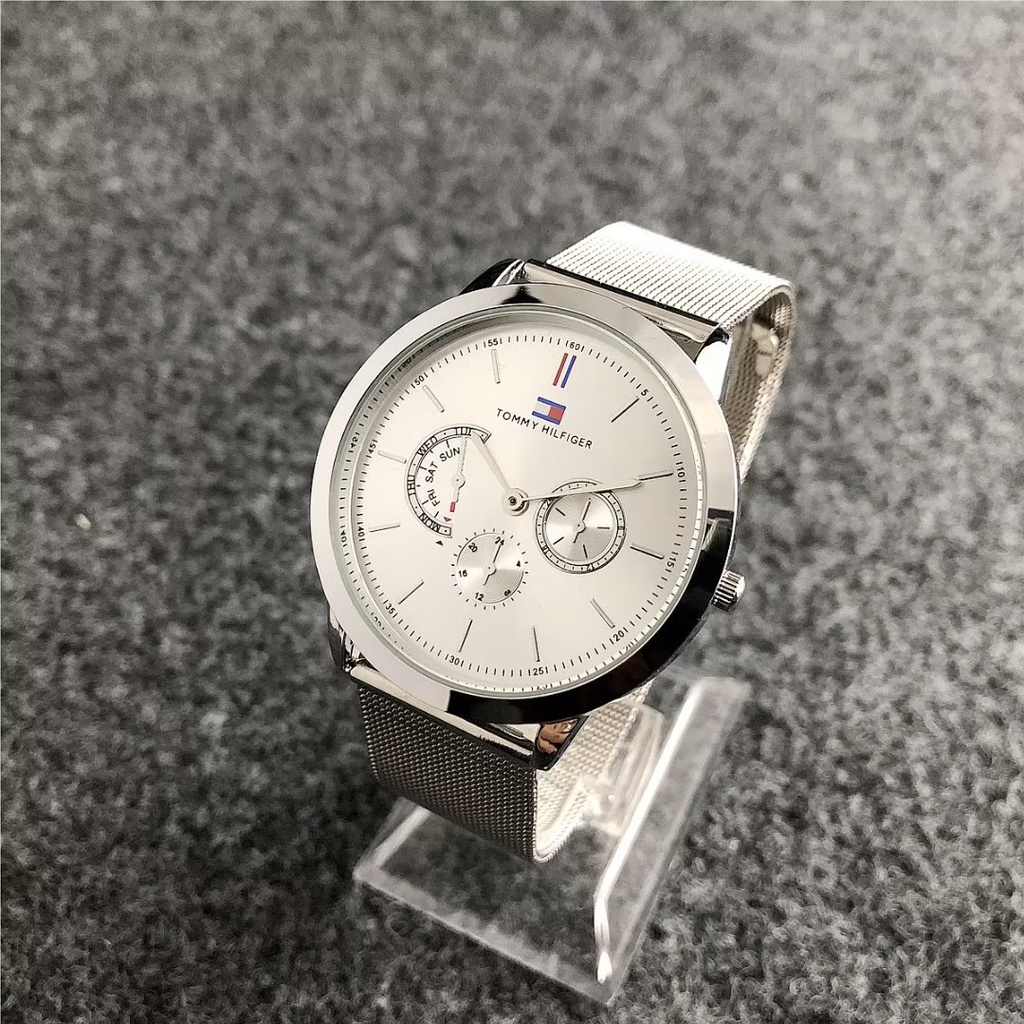 Đồng Hồ Đeo Tay Tommy Hilfiger Mặt Tròn Đính Đá Thời Trang Cho Cặp Đôi