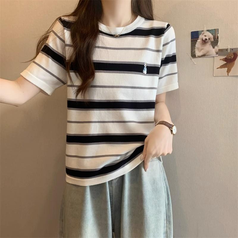 Áo thun COZOK dáng rộng ngắn tay họa tiết sọc đơn giản phong cách Hong Kong thời trang