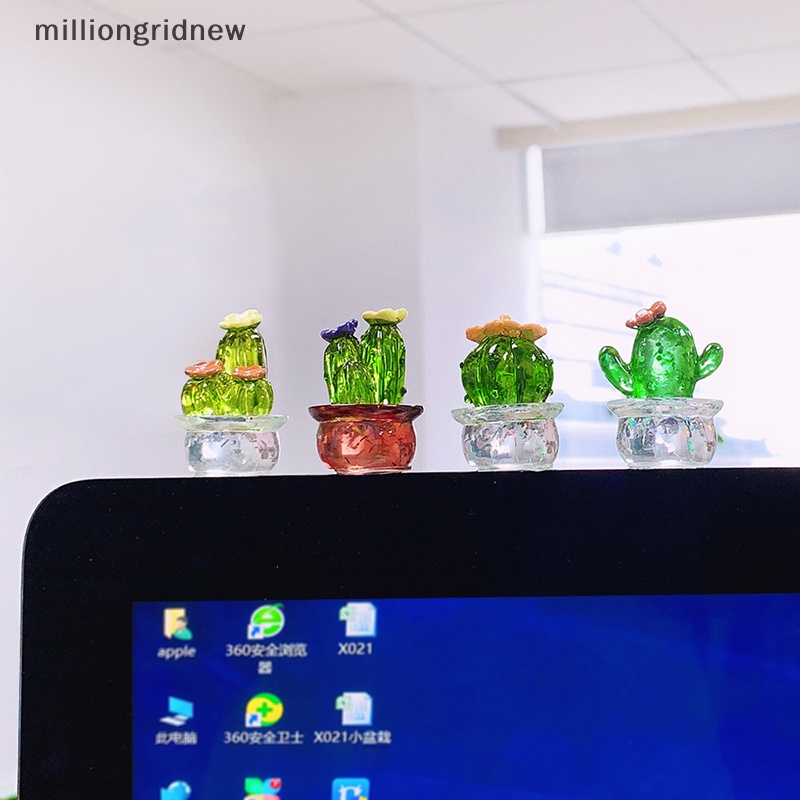 Bức Tượng Cây Xương Rồng Mini Dễ Thương Để Bàn Trang Trí Nội Thất mgn