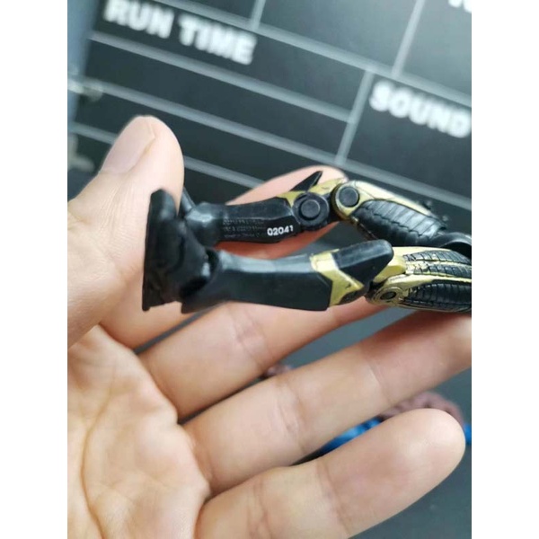 ✨ CC.Anime ✨  Hàng chính hãng số lượng lớn 12cm iron man hình mô hình mk5 máy chiến tranh bọc thép tối đồ trang trí búp bê có thể di chuyển