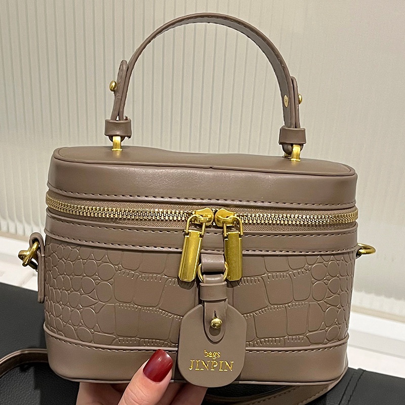 Túi Đeo Chéo Nhỏ Xinh Thời Trang Xuân Hè 2023 Cho Bạn Gái