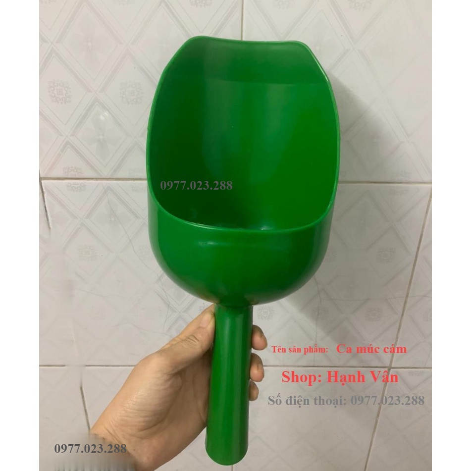 Ca nhựa xúc cám 1.5kg - Gáo Xúc Cám Bằng Nhựa Nguyên Sinh Cao Cấp, An Toàn