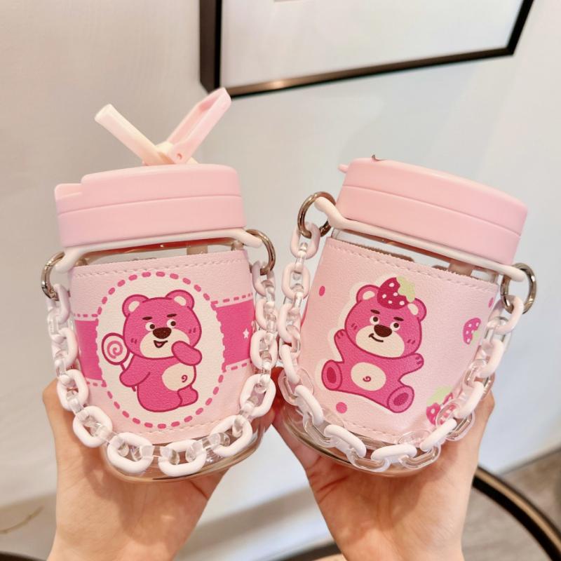 Bán Chạy Nhất Cốc Thủy Tinh Dễ Dàng Mang Theo Gấu Dâu Tây / Có Nắp Và Một Bao Da Cách Nhiệt / Với Dây Xích / Với Ống Hút
