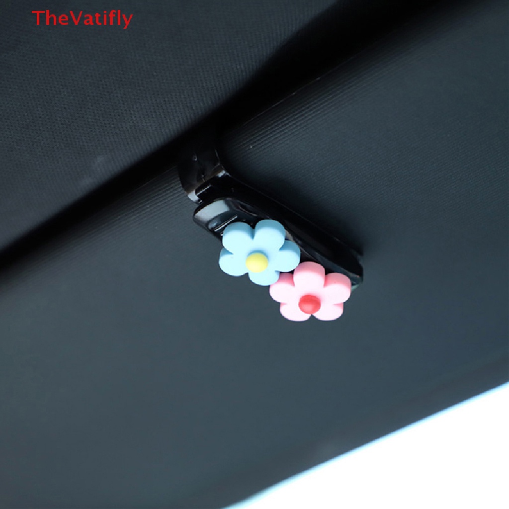 1 Kẹp Giữ Thẻ Gắn Kính Chống Nắng Xe Hơi Hình Hoa Đáng Yêu Sáng Tạo