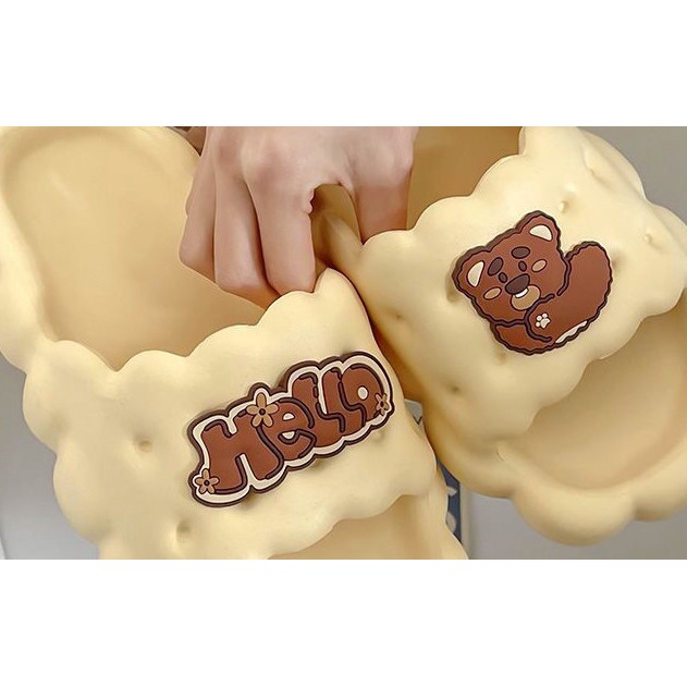 Dép kiểu nữ đi chơi dép bánh mì Thoải Mái Xinh Xắn 17Z2341713