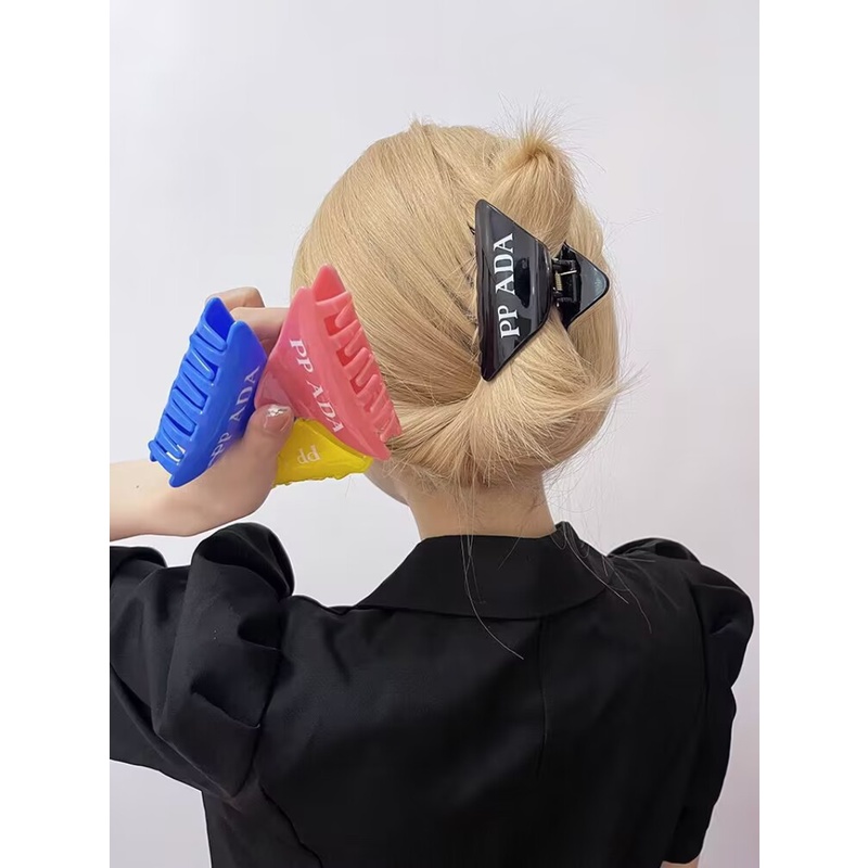 Kẹp Tóc Hình Tam Giác In Họa Tiết Phong Cách Mới Đơn Giản Cho Nữ