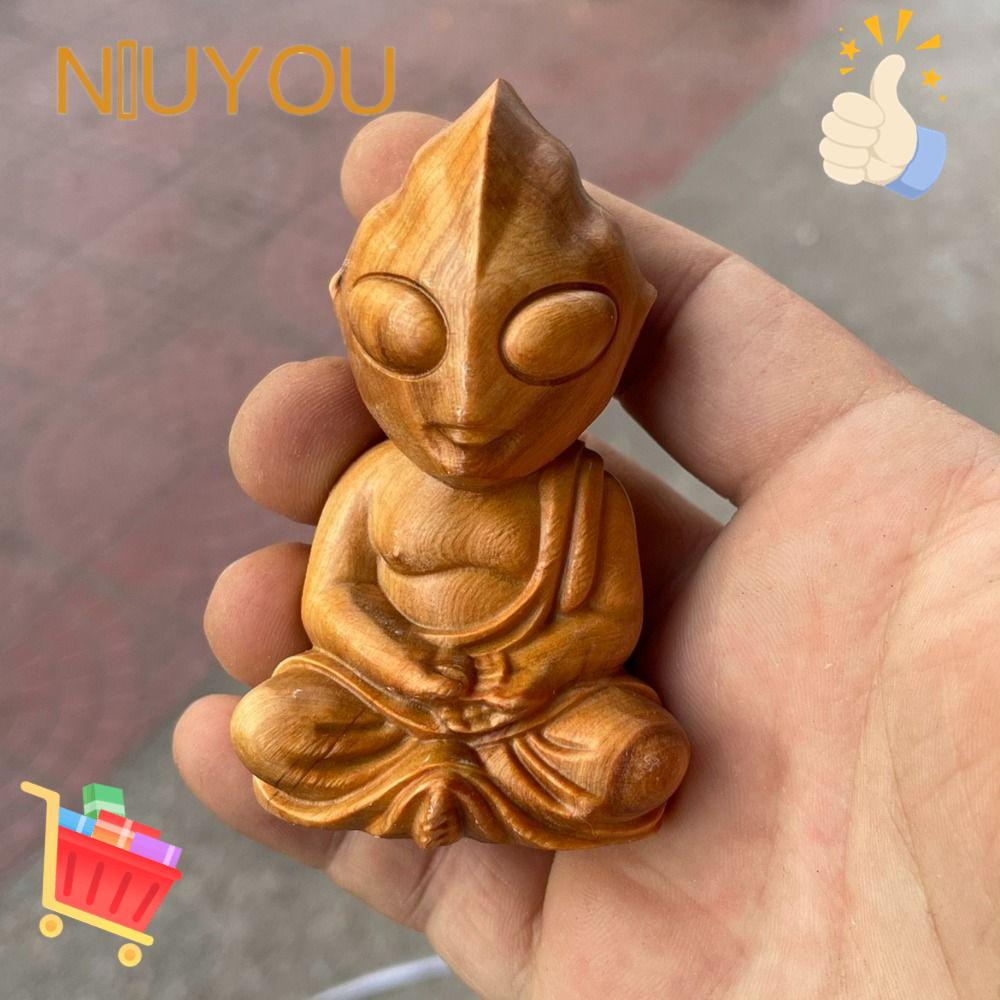 Mô Hình Nhân Vật Ultraman Thiền Bằng Gỗ 8cm Sáng Tạo