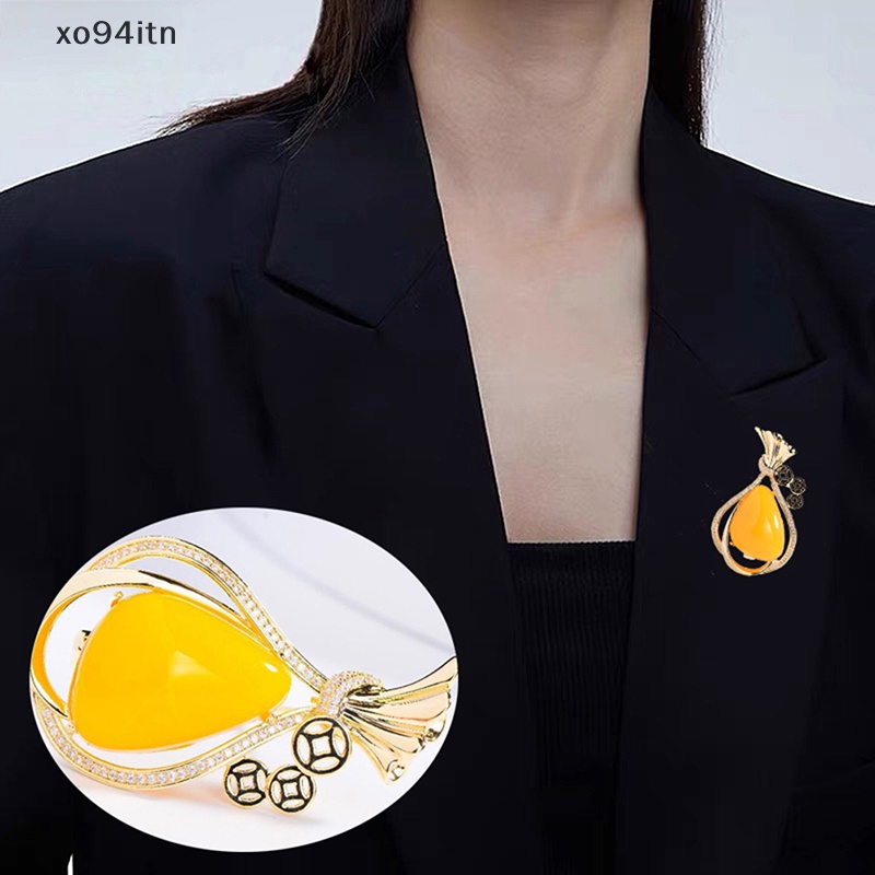 Ghim Cài Áo Giả Sáp Thiết Kế Tinh Tế Phụ Kiện Trang Phục