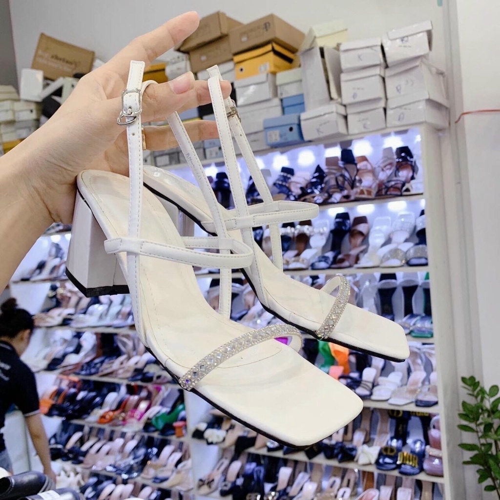 sandanl cao gót kiểu mới đính đá loại siêu đẹp mã mới gót vuông chắc chắn mã TV5