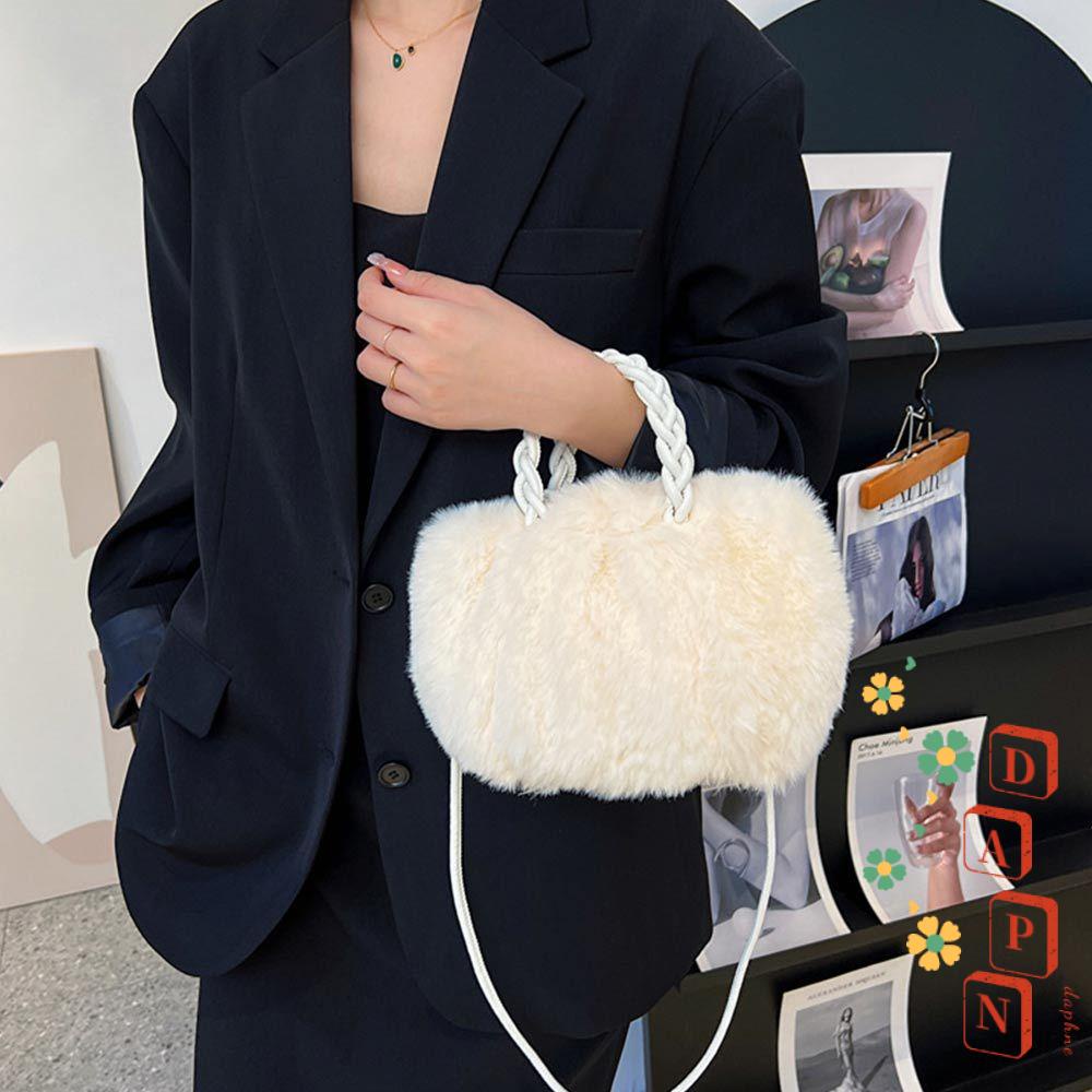 Túi Đeo Chéo DAPHS Lông Xù Mềm Mại Thời Trang Cho Nữ