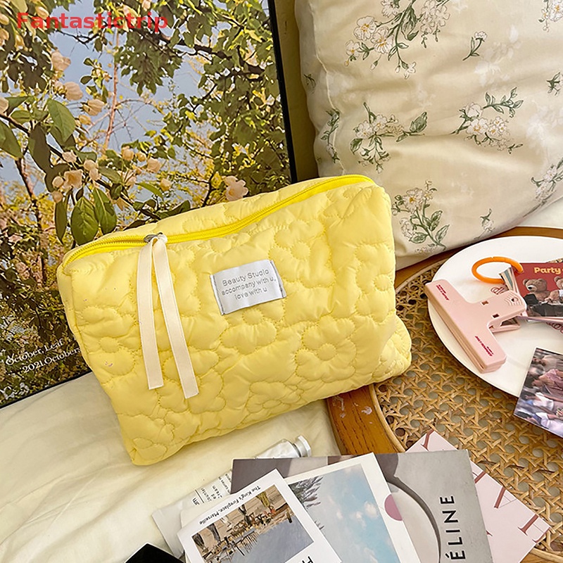 Túi Đựng Mỹ Phẩm Chần Bông Màu Trơn Họa Tiết Hoa Đáng Yêu Dành Cho Đi Du Lịch