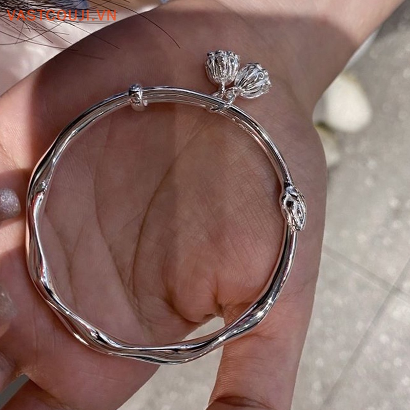 Vòng Tay Chuỗi Hạt Màu Bạc Mặt Hoa Sen Phong Cách Vintage Cho Nữ