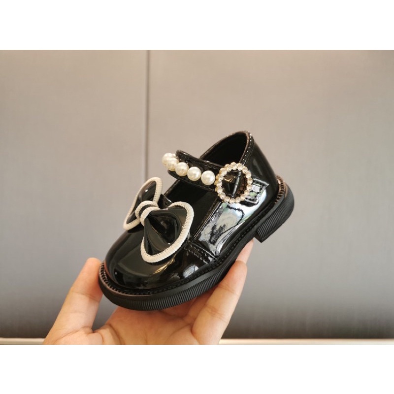 Giày búp bê quai dán đính ngọc mềm êm nhẹ chống trơn trượt cho bé yêu