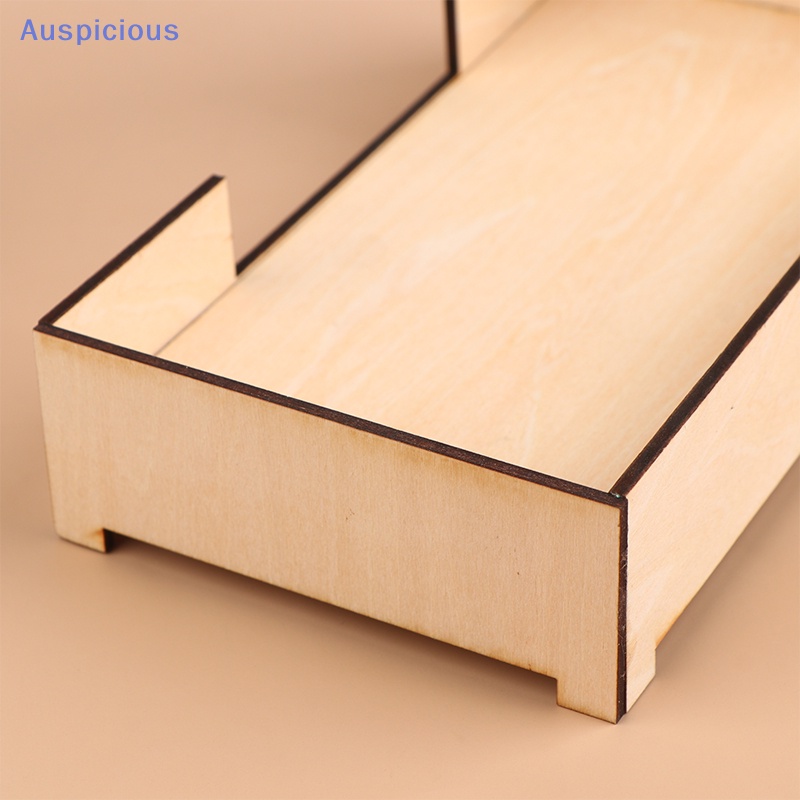 Giường Ngủ Mini Họa Tiết Hoạt Hình Tỉ Lệ 1 / 12 Trang Trí Nhà Búp Bê