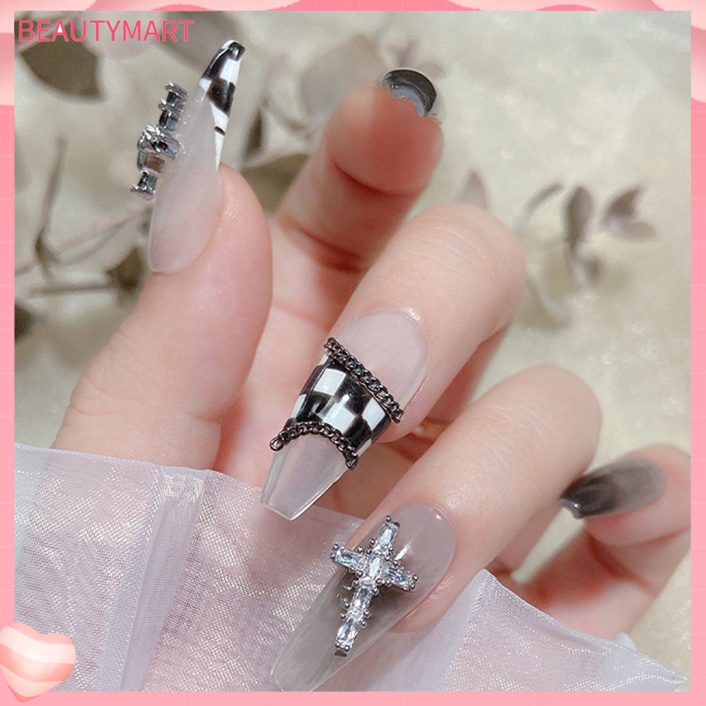 Phụ Kiện Trang Trí Móng Tay 3D Màu Sắc Sống Động Dễ Sử Dụng