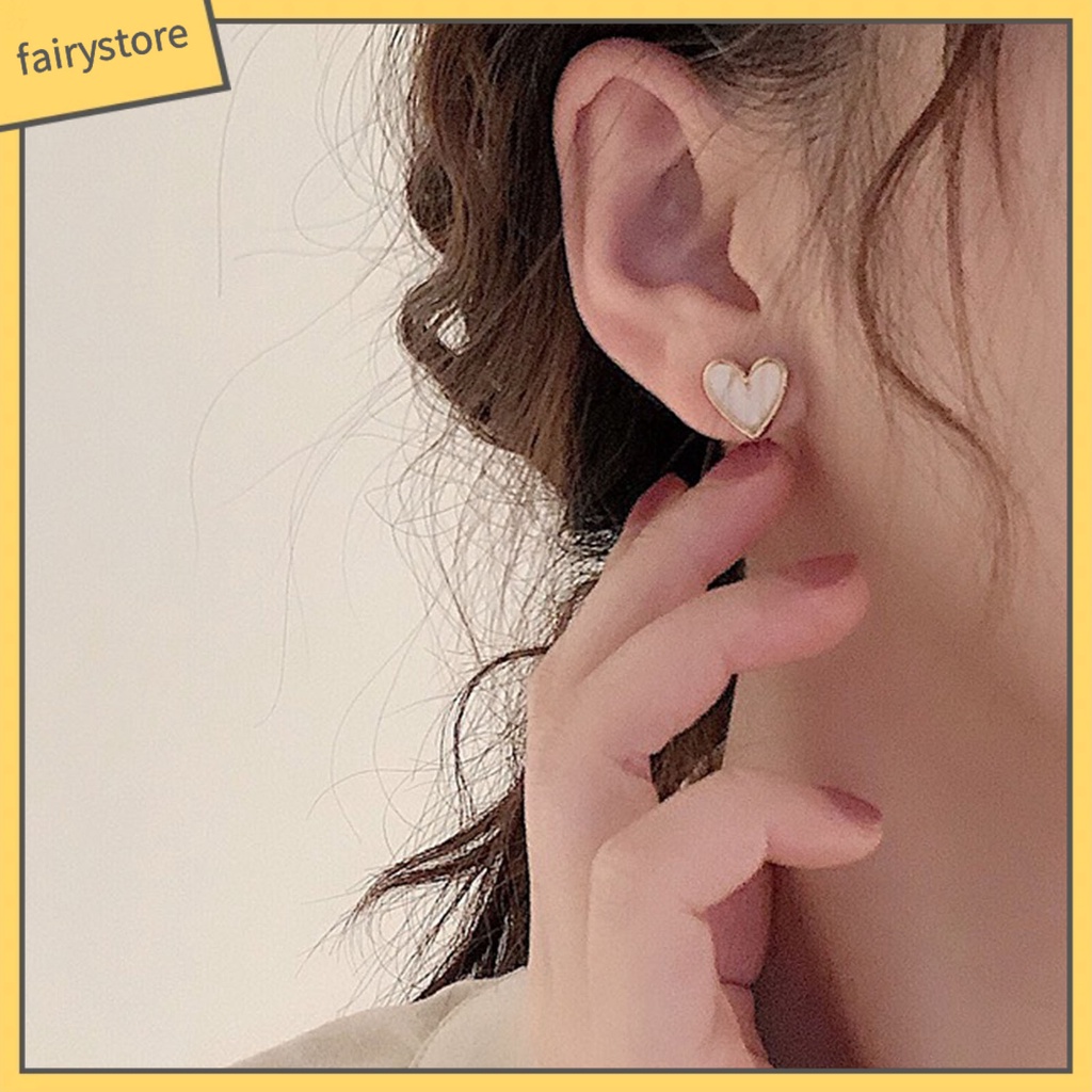 1 Đôi Bông Tai Hình Trái Tim Bằng Hợp Kim Mạ Điện Tinh Tế