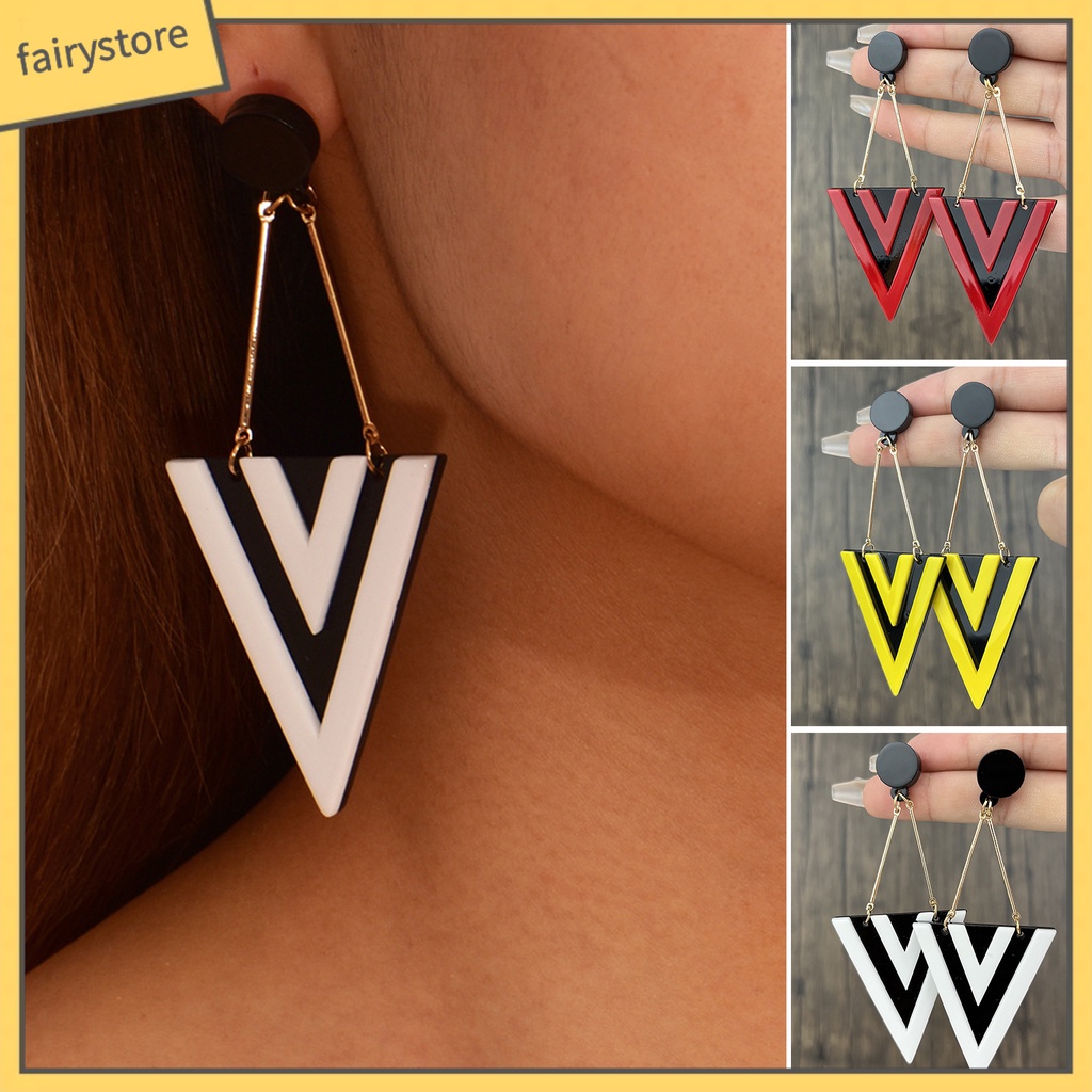 1 Đôi Bông Tai Hình Tam Giác Dáng Dài Mạ Điện Màu Sắc Tương Phản Thích Hợp Làm Quà Tặng Cho Bạn Gái