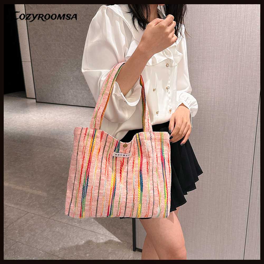 Túi Đeo Vai Sức Chứa Lớn Họa Tiết Sọc Cầu Vồng Dành Cho Nữ