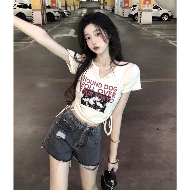 Áo phông in hình croptop ôm body áo thun rút dây 2 bên áo cổ chữ v áo croptop ôm crotop trắng croptop kiểu