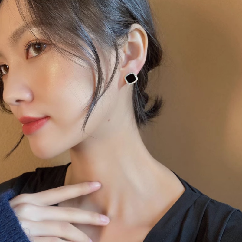Bông Tai Mạ Bạc 925 Hình Vuông Đính Đá Pha Lê Đen Phong Cách Hàn Quốc Thời Trang Cho Nữ