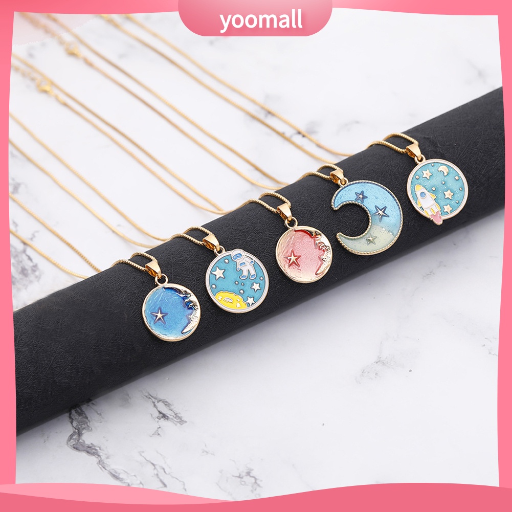 Vòng cổ Mặt Trăng Sao Tráng Men Thời Trang Cho Nữ