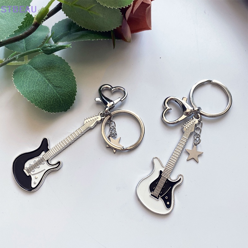 Móc Khóa Hình Đàn Ghita Y2k Màu Trắng Đen Phong Cách Vintage Thời Trang Cho Nữ