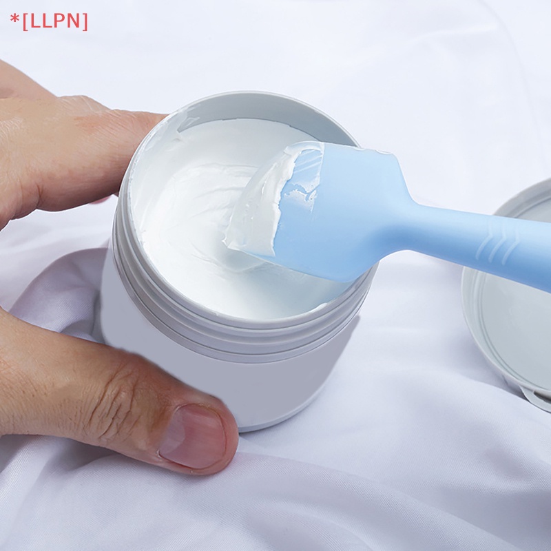 Bàn Chải Silicone Đánh Kem Chống Dính Cầm Tay Tiện Dụng