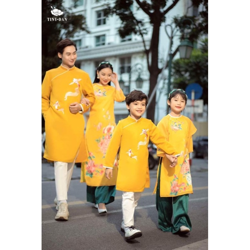 Sét áo dài gia đình diện tết màu  nổi bật đẹp cao cấp hàng thiết kế giá sỉ | BigBuy360 - bigbuy360.vn