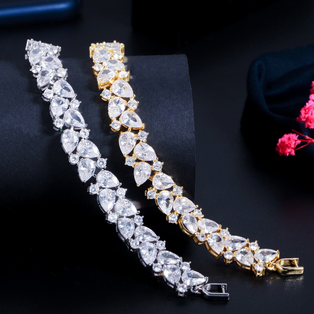 Vòng Tay Đính Đá Zircon Dễ Phối Đồ Thời Trang Cho Nữ