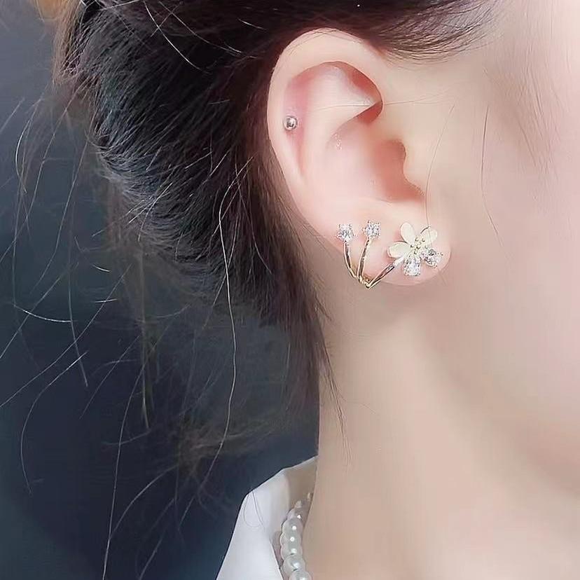 Bông Tai Mạ Bạc 925 Hình Bông Hoa Thời Trang Hàn Quốc Dành Cho Nữ