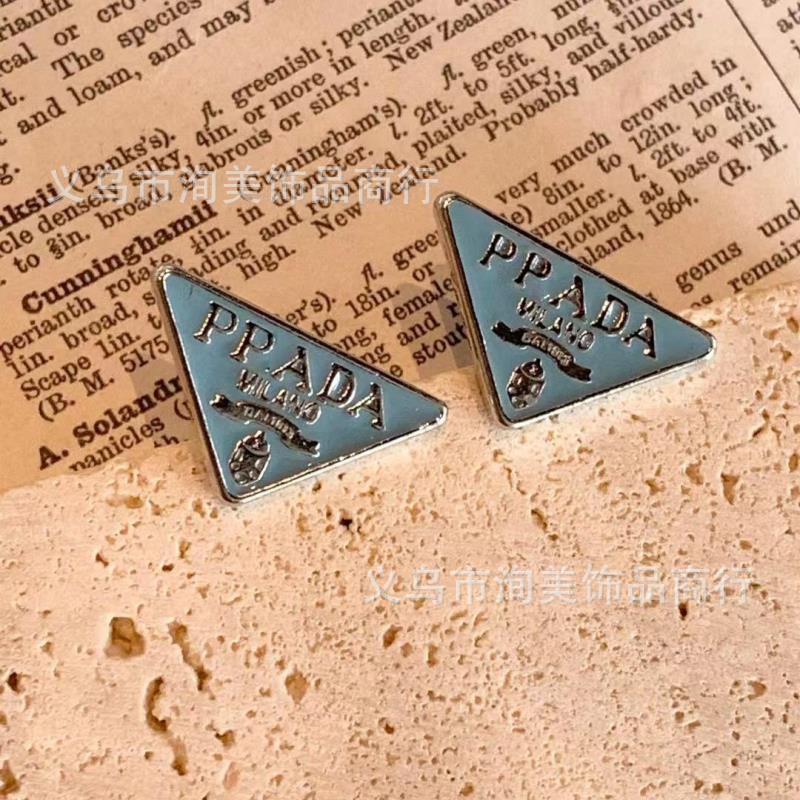 Bông Tai Mạ Bạc 925 Hình Tam Giác In Logo Phong Cách Âu Mỹ Kiểu Mới