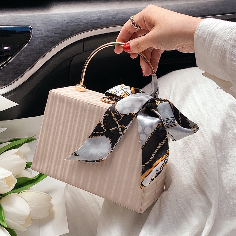 Túi Đeo Vai Hình Vuông Cỡ Nhỏ Bằng Lụa Phối Dây Đeo Sợi Xích Phong Cách Hàn Quốc Thời Trang Cho Nữ