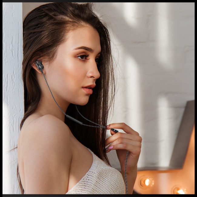 Tai Nghe Thể Thao Nhét Tai Zevaret Hifi Có Dây