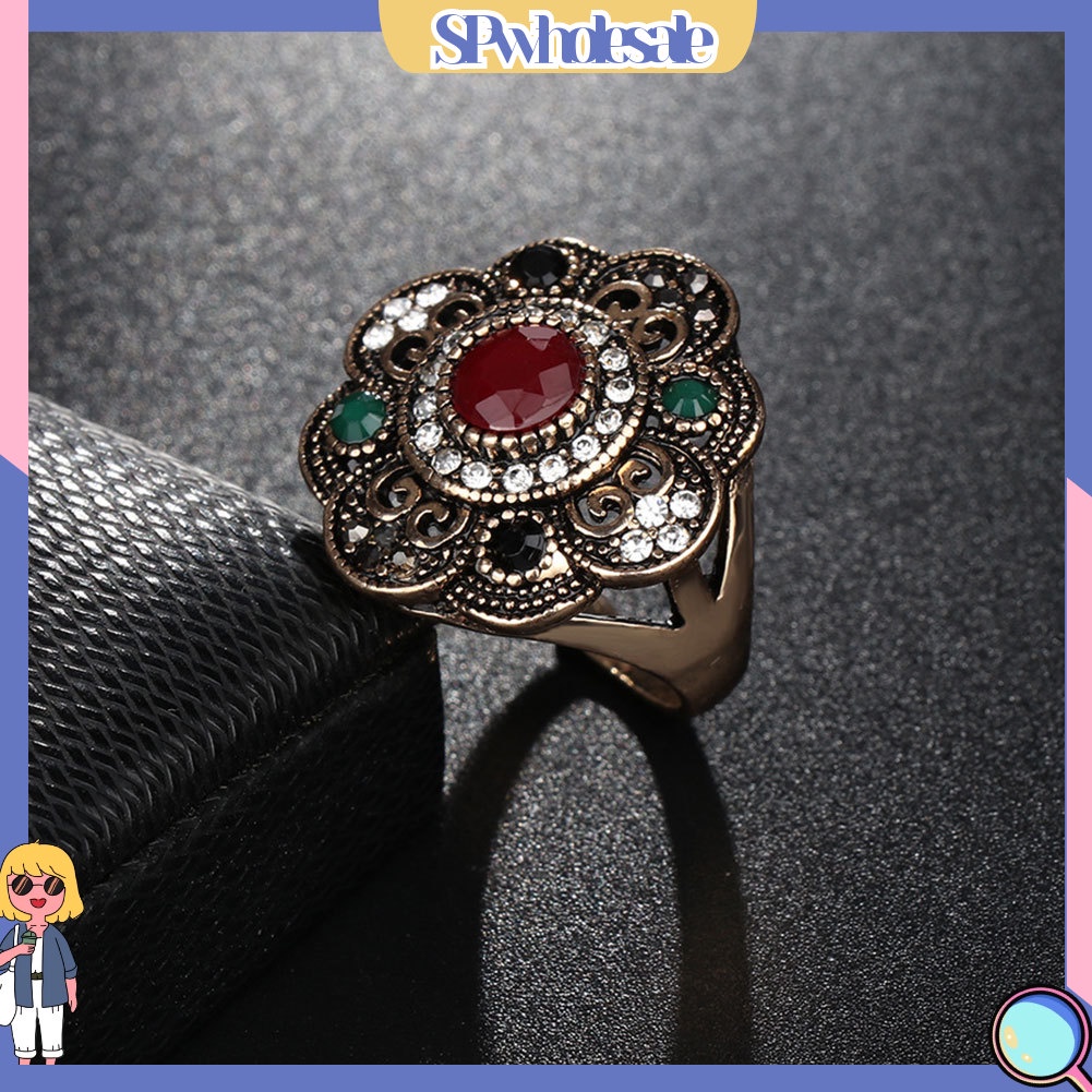 <SPwholesale> Nhẫn Đính Đá Họa Tiết Hoa Rỗng Phong Cách Vintage Cho Nữ