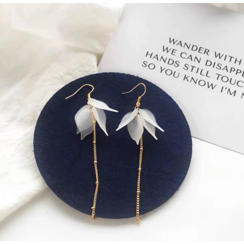 Khuyên Tai Dáng Dài Mặt Tròn Đính Hoa Tua Rua Phong Cách Hàn Quốc Mới