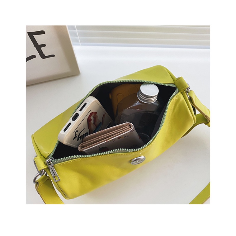 Túi Đeo Chéo Bằng Da pu Màu Trơn Phong Cách retro Thời Trang 2023 Mới