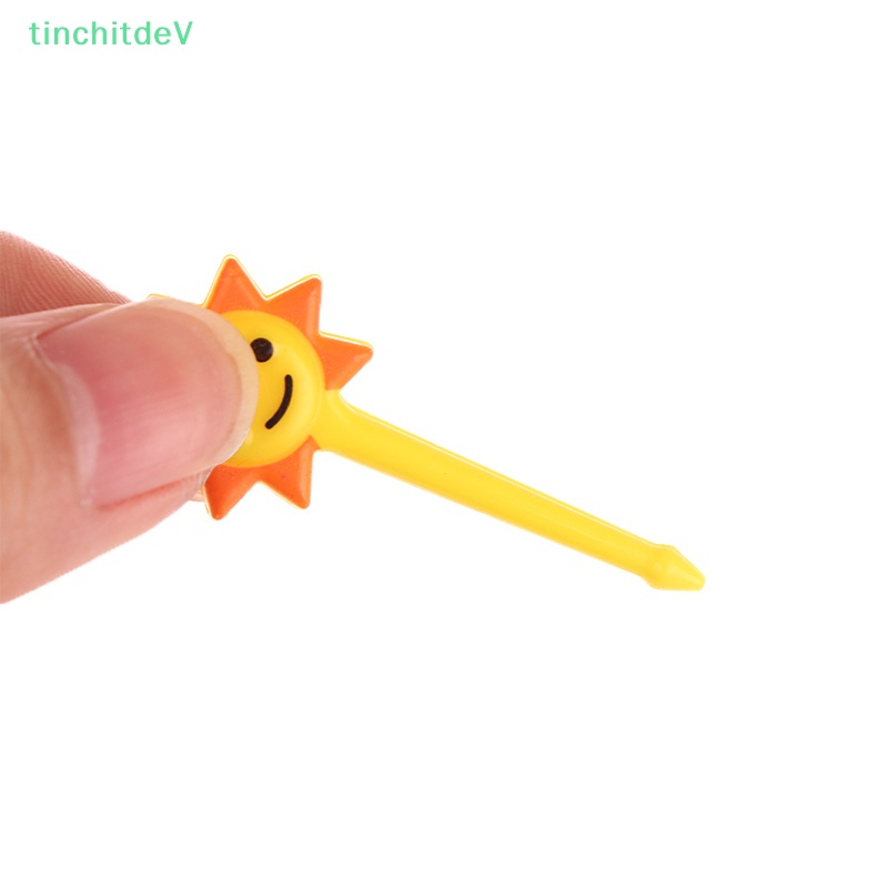 Bộ 8 Nĩa Ăn Trái Cây / Tráng Miệng Hình Động Vật Hoạt Hình Mini Cho Bé