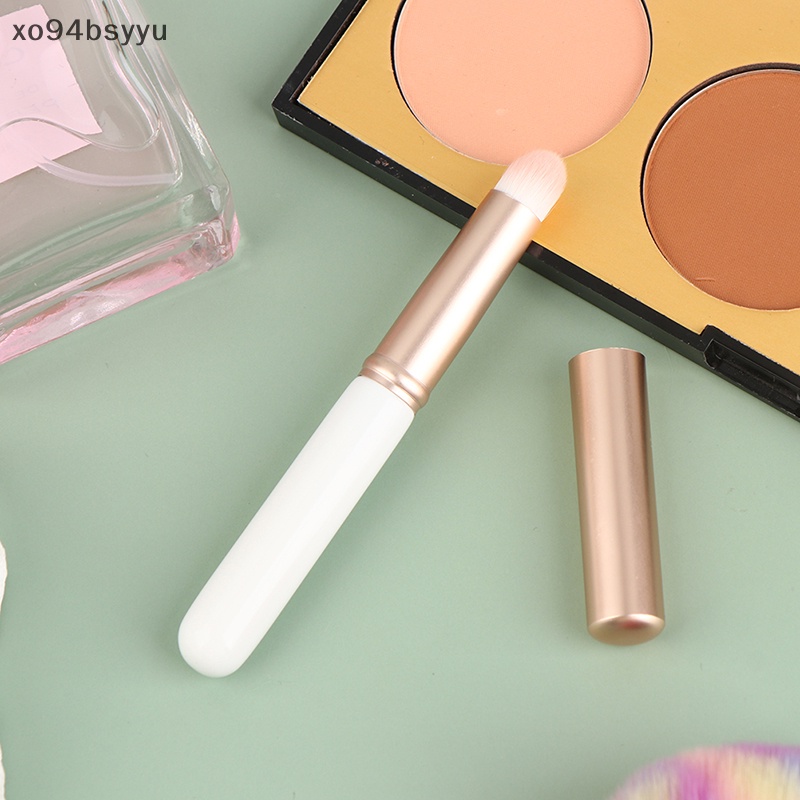 1 Cọ Tô Son Môi Xo94Bsyu Có Nắp Đậy Tiện Dụng