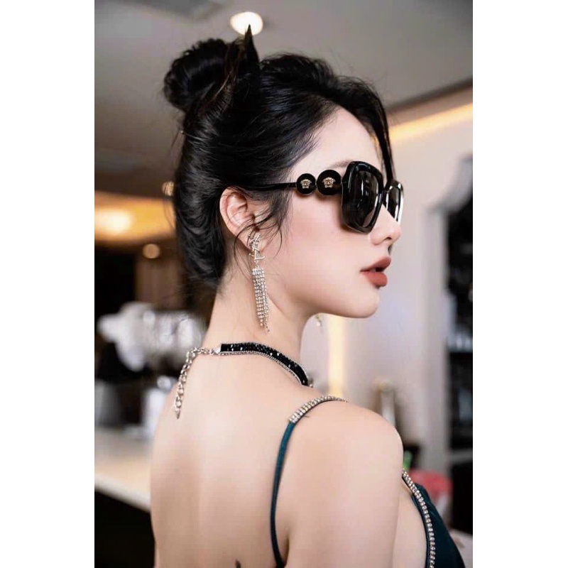 Kính Hiệu Vuông Mới Versac Hot Trend 2024