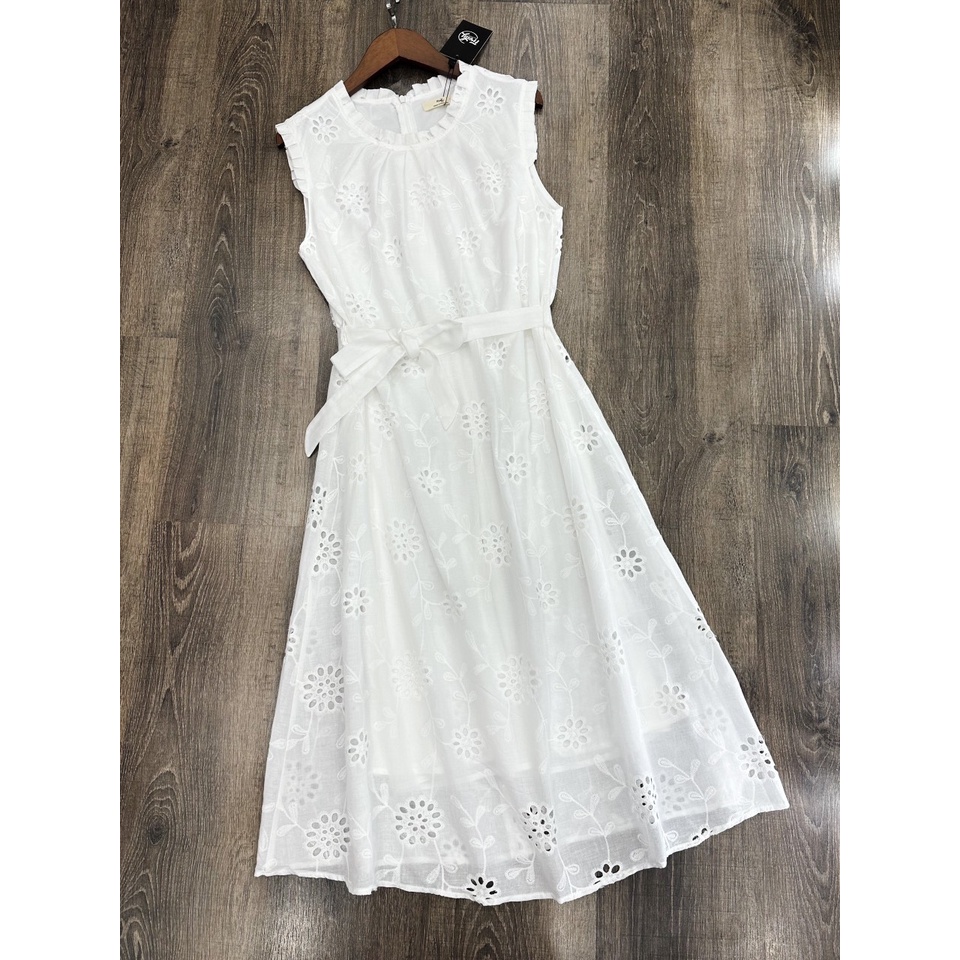 Đầm Thô Trắng Thêu F.r.e.d.y