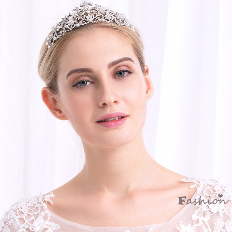 Cài Tóc Đính Đá Và Ngọc Trai Sang Trọng Phong Cách Âu Mỹ Cho Cô Dâu